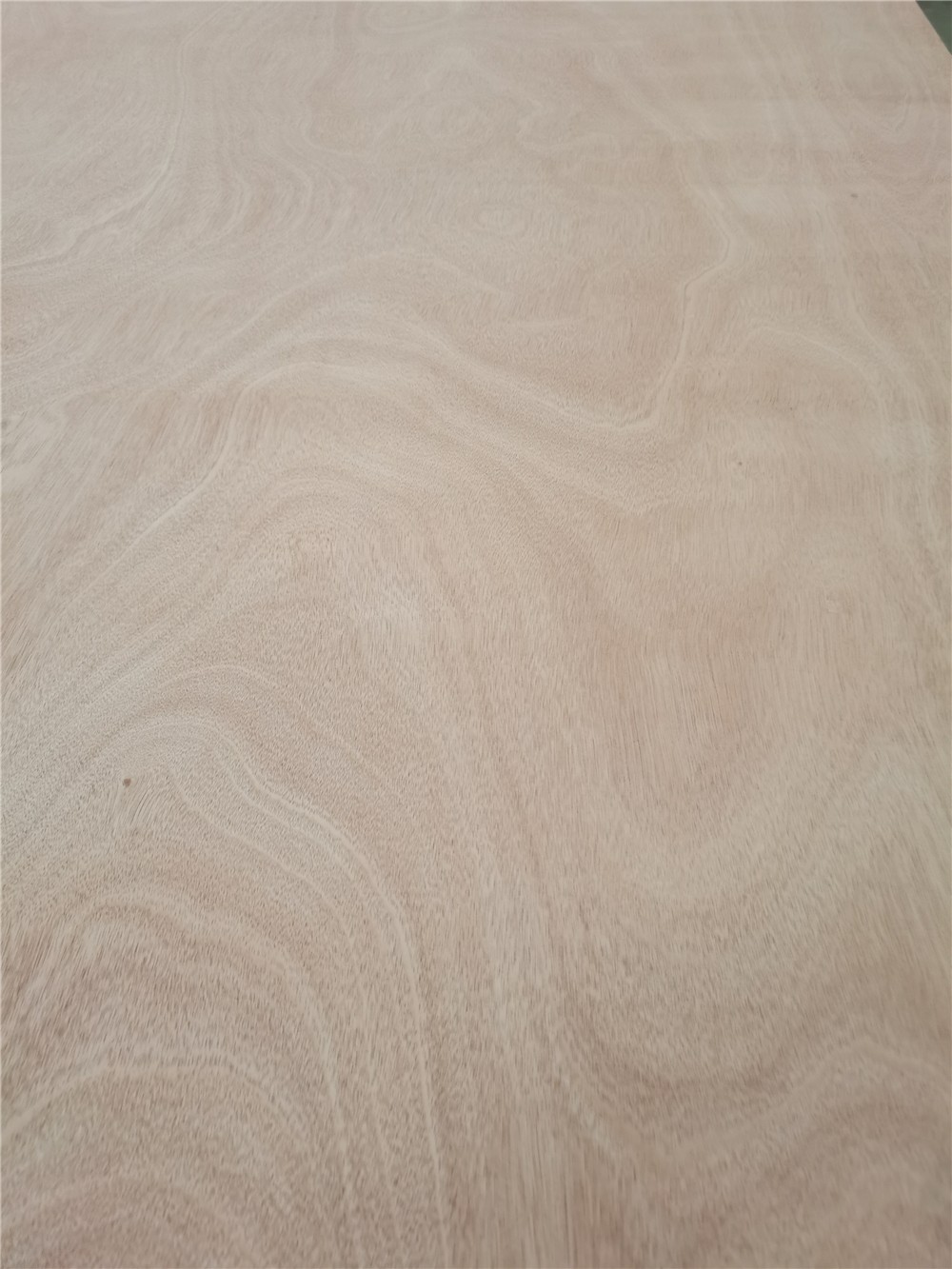 Okoume BB/BB plywood with combi core E0 glue