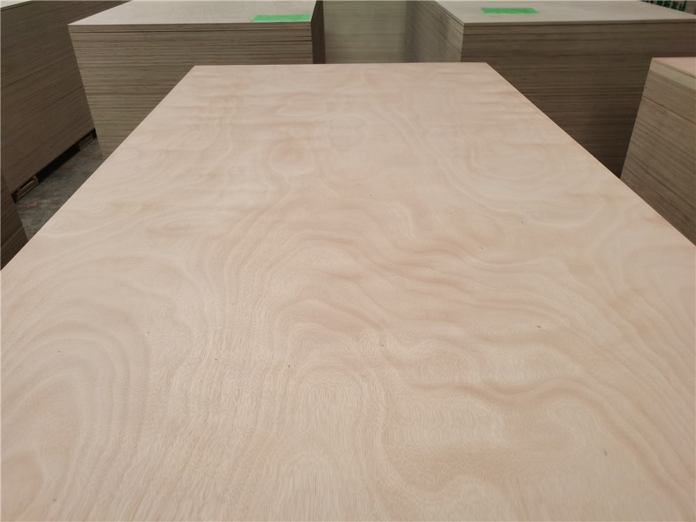 Okoume BB/BB plywood with combi core E0 glue