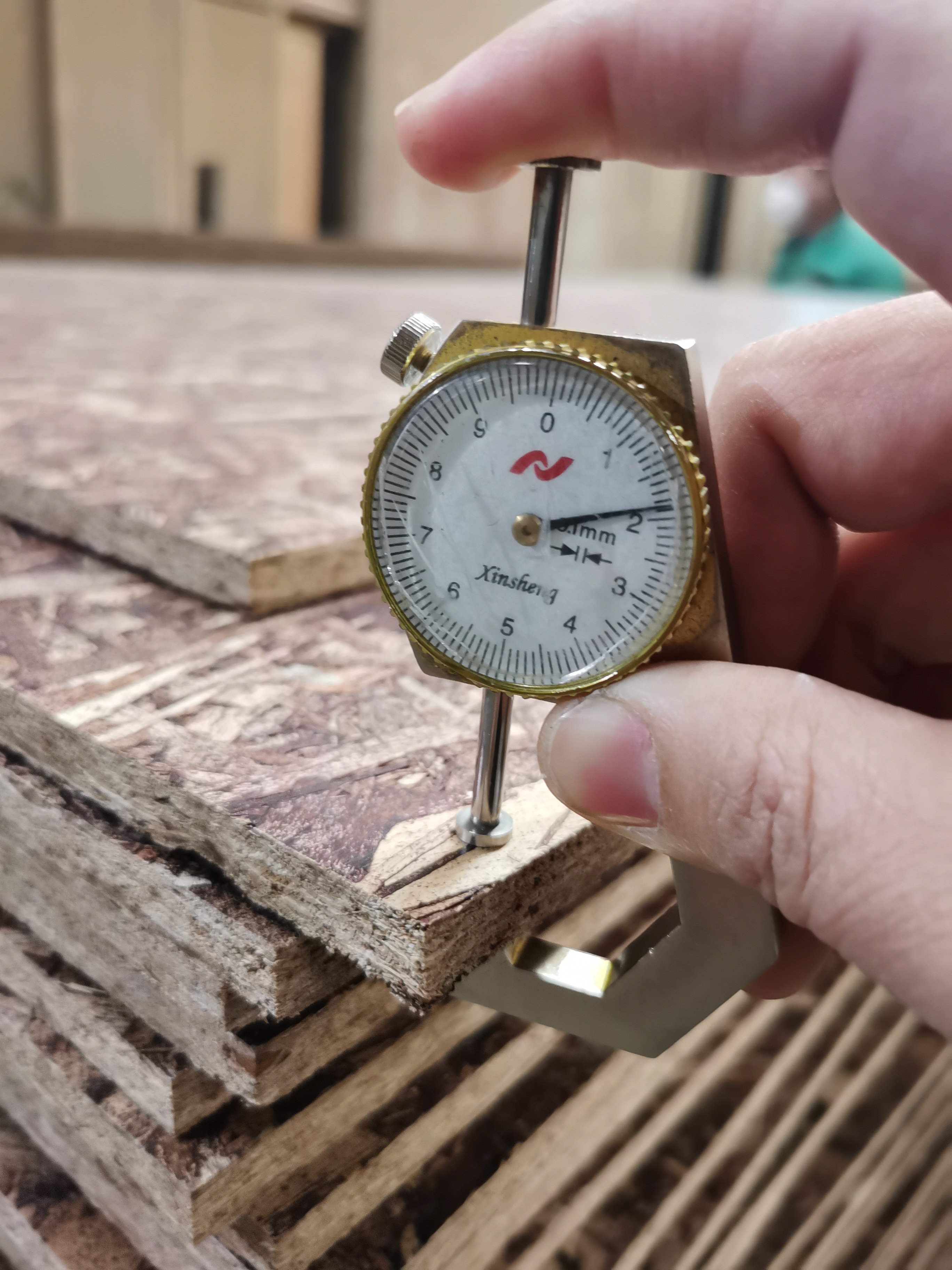 Waterproof OSB3 Oriented Strand Board Used for Construction (图8) Waterproof OSB3 Oriented Strand Board Used for Construction (图8)