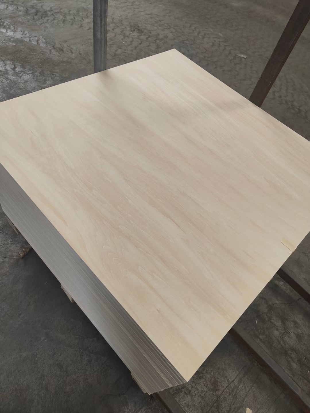 New product-Basswood plywood for laser cutting toys and craft(图4) New product-Basswood plywood for laser cutting toys and craft(图4)