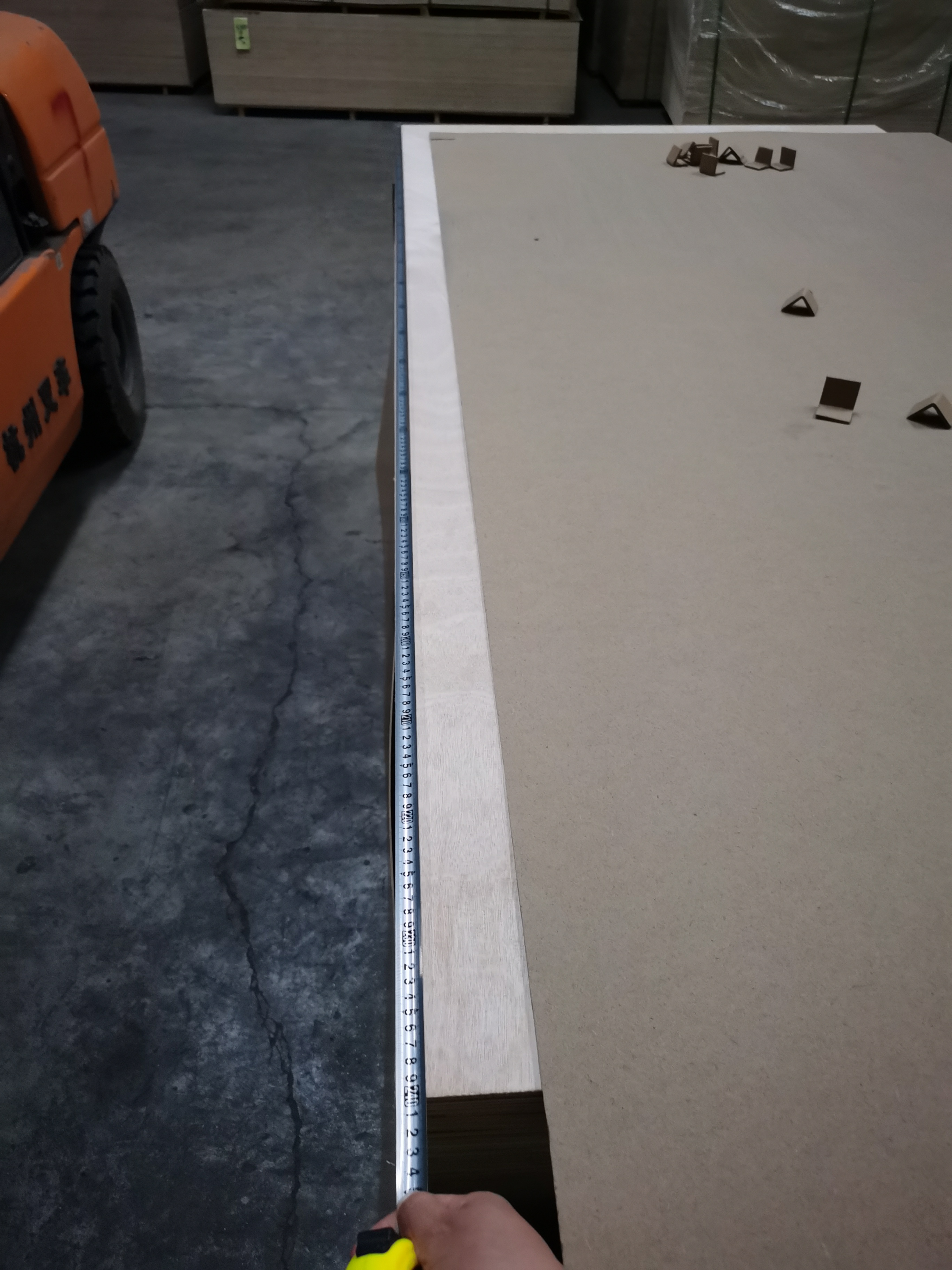 HARDWOOD PLYWOOD (图10)