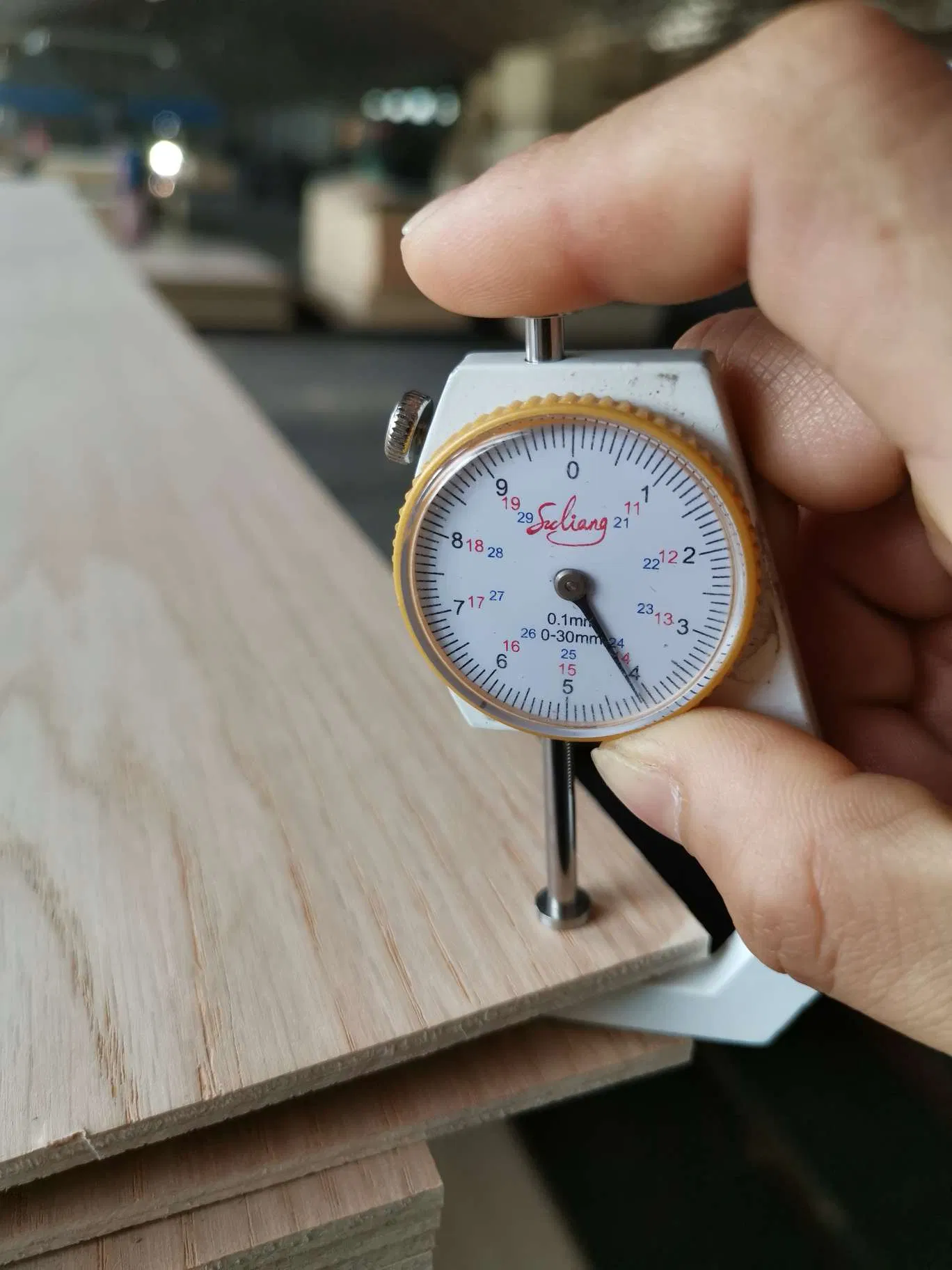 Cheap Price 2-25mm Furniture Grade Red Oak Black Walnut Teak Natural Wood Veneer Laminated Fancy Plywood for Decoration